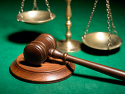 Weights & gavel